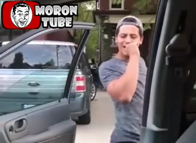 Video :Seeing TikTokers on his street is getting old to this guy!